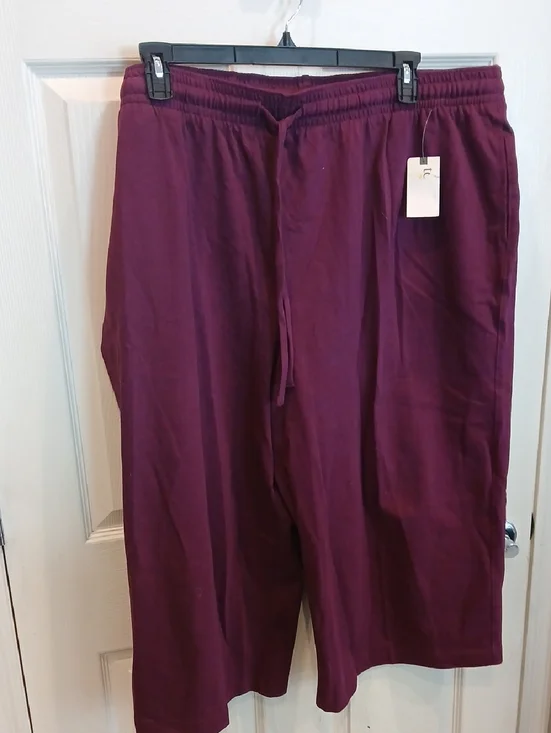 Terra & Sky Burgundy Capris with Drawstring - Picture 1 of 5